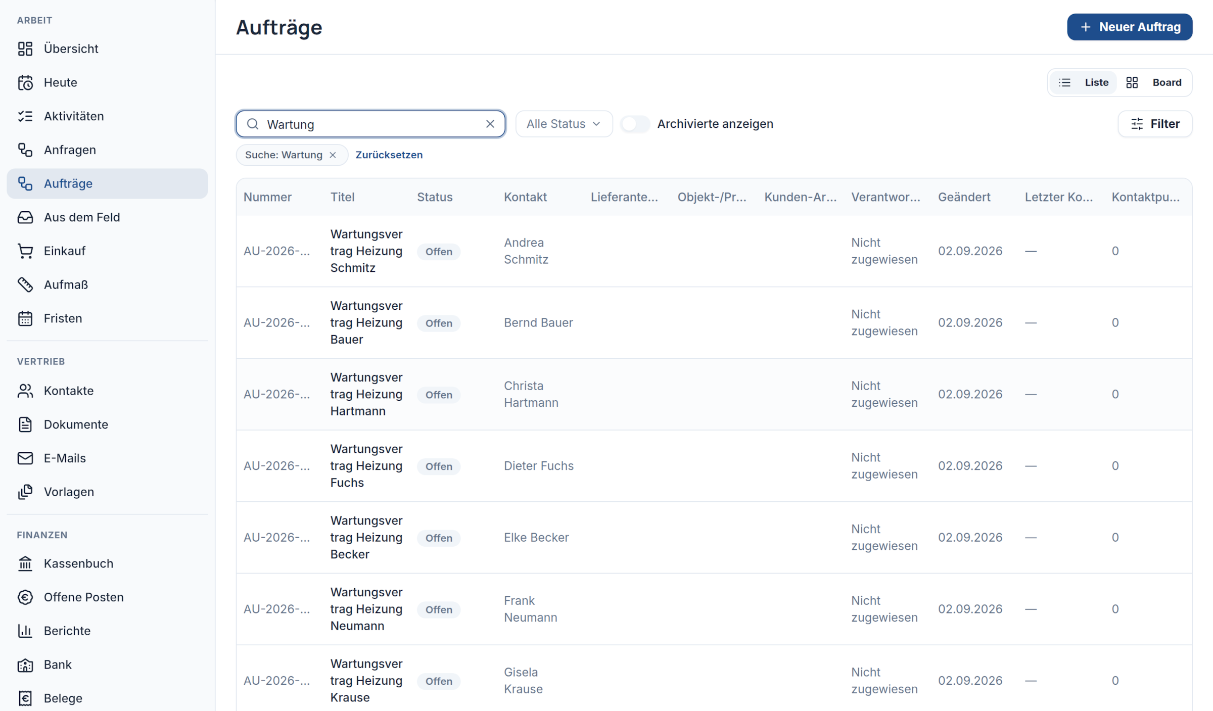 Auftragsliste, gefiltert auf das Wort Wartung: Wartungsverträge Heizung für einzelne Kunden, je mit Status Offen, Kontaktperson und Änderungsdatum